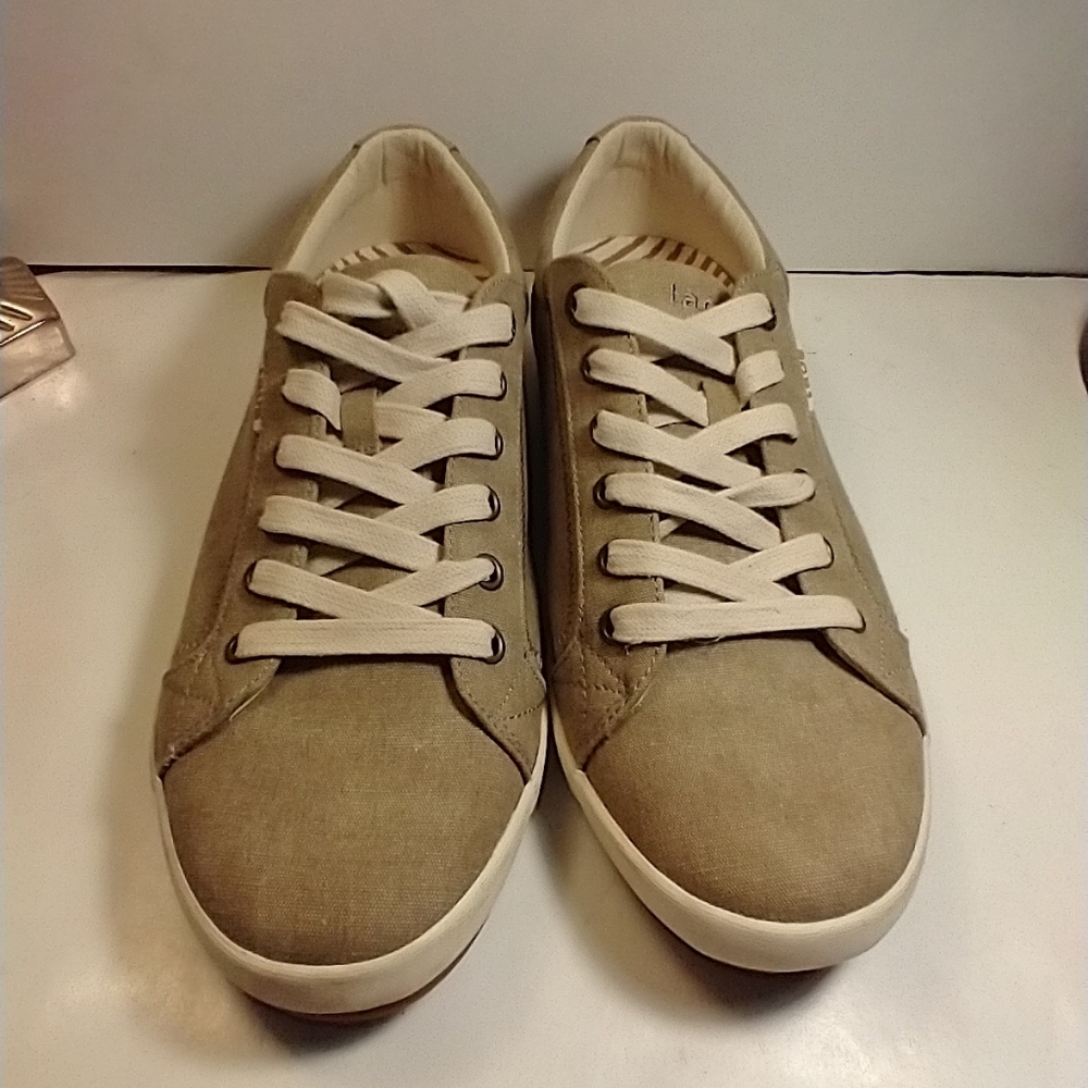 Taos Star Khaki Wash Lace Up Canvas Sneakers Shoes Women's sz 11. - Picture 3 of 11